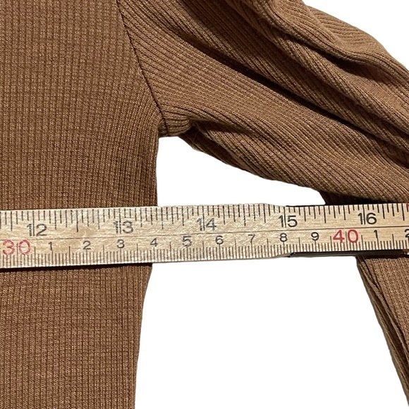 INC International Concepts Women's Puff-Sleeve Turtleneck Top Brown Size Small - Picture 6 of 7